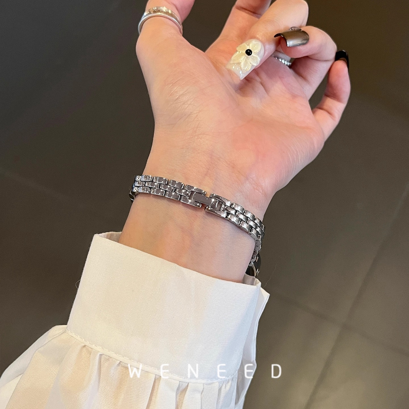 2025 nueva bañera ovalada de l - Luxury Watch Trends 2025 reseña y precio