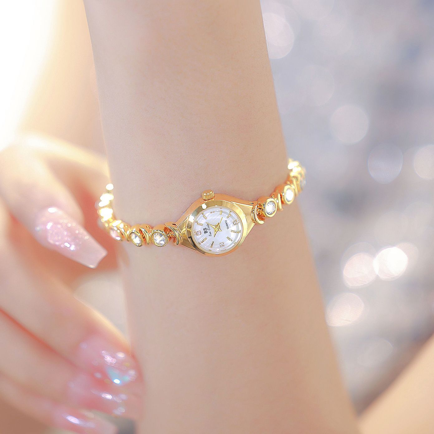 Reloj para mujer, lista de mar - Luxury Watch List reseña y precio