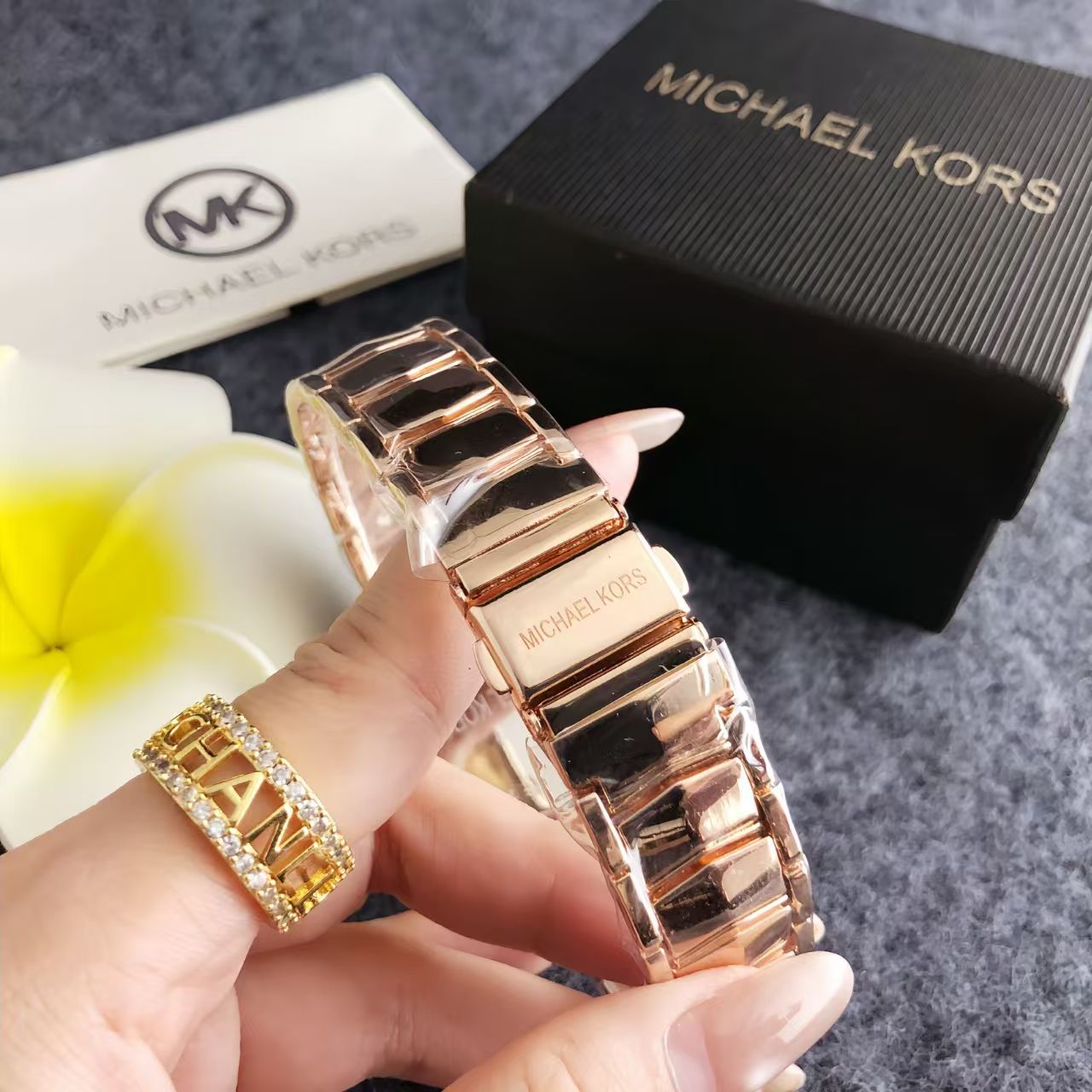 Reloj y Cartera Michael Kors p - Luxury Watch Photography reseña y precio